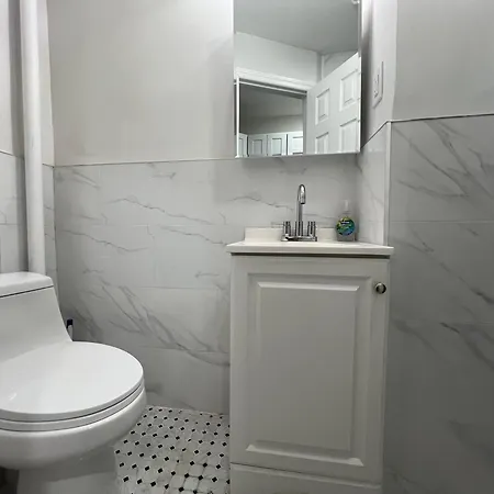 Steps From Times Square Broadway Apartment New York City Exterior photo